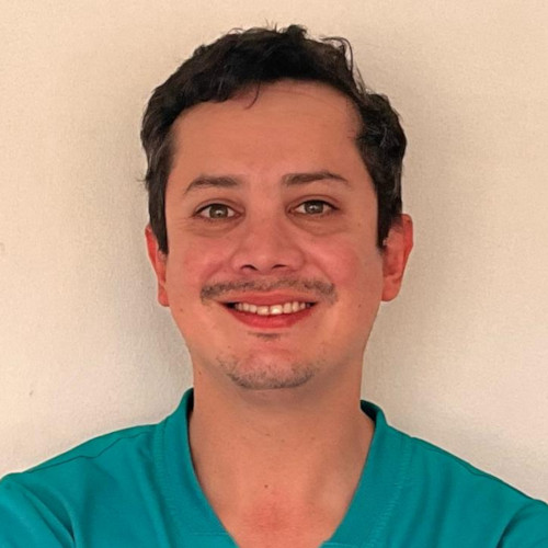Dr. Nicolás Jara